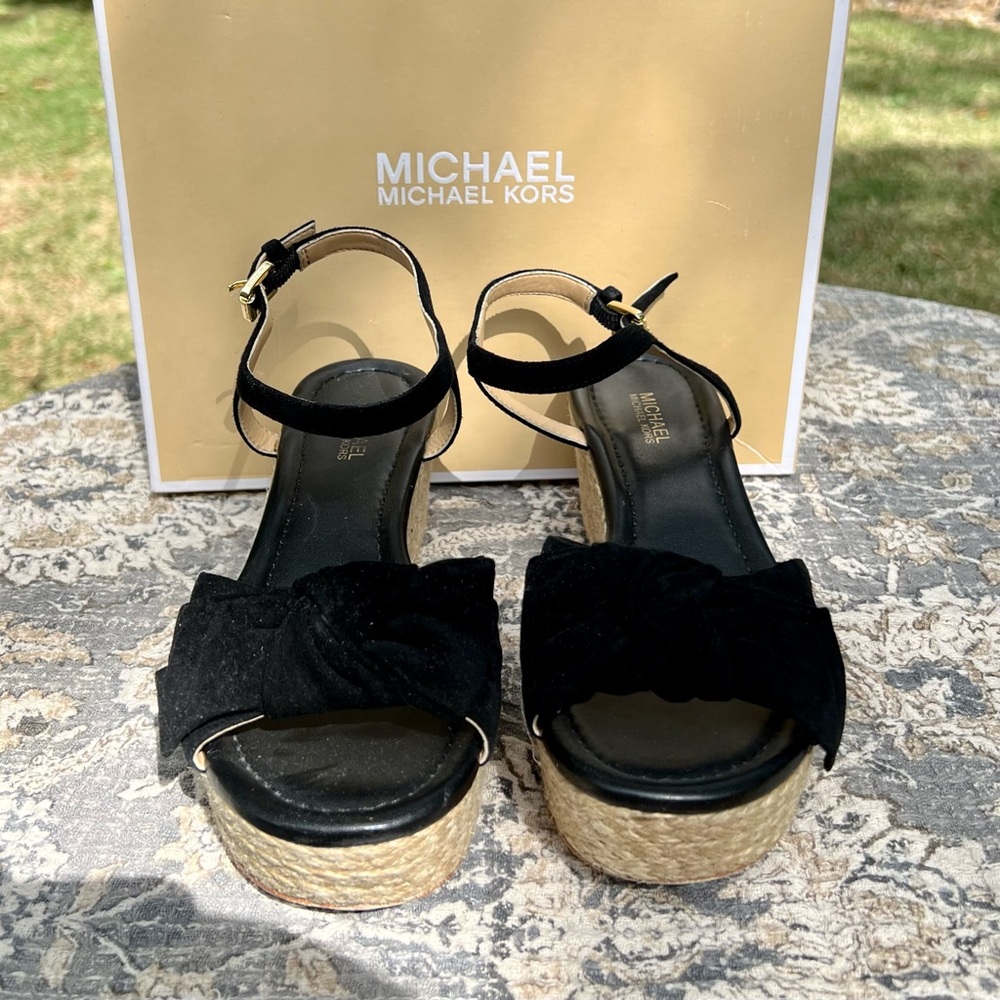 MICHAEL- Michael Kors Mid Wedges - women’s size 5.5 - Picture 11 of 15